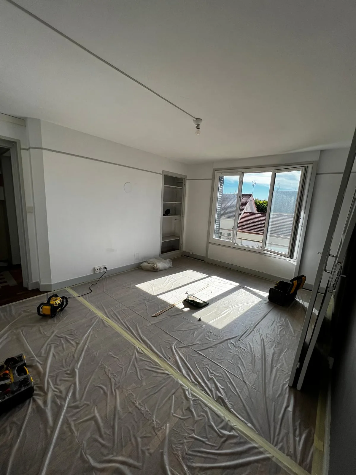 Séjour rénové d’un appartement Bel-Air